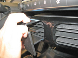 Fixation voiture Proclip  Brodit Citroen C4 Cactus Réf 855042