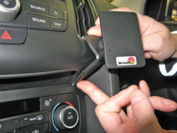 Fixation voiture Proclip  Brodit Ford Focus Réf 855066