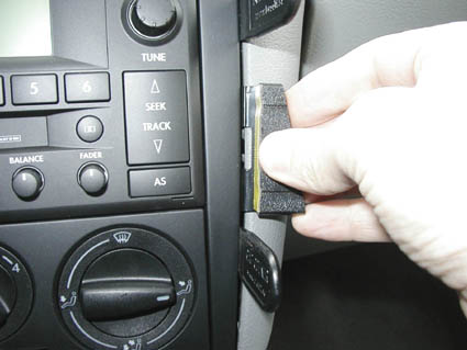 Support Voiture Brodit Proclip 855040 - Fixation Tableau De Bord Sans Perçage - Pour Smartphone/GPS/Tablette