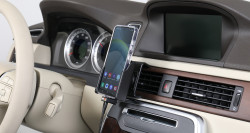 Support Samsung Galaxy S24 avec chargeur allume-cigare + coque magnétique (fournie). Réf Brodit 721404