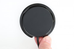 Support avec chargeur sans fil magnétique pour smartphones, charge 25 W, avec rotule orientable. Réf 217306