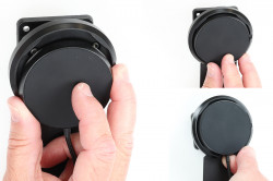 Support avec chargeur sans fil magnétique pour smartphones, charge 25 W, avec rotule orientable et maintien sous le support. Réf 217307