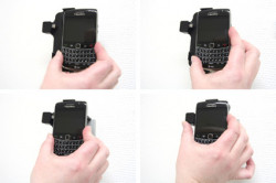 Support voiture  Brodit BlackBerry Bold 9700  avec chargeur allume cigare - Avec rotule orientable. Réf 512095