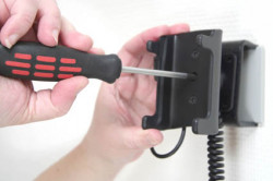 Support voiture  Brodit Sony Ericsson C905i  avec chargeur allume cigare - Avec rotule orientable. Réf 965270