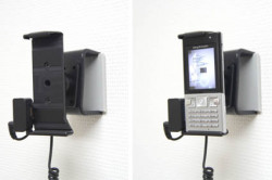 Support voiture  Brodit Sony Ericsson T700  avec chargeur allume cigare - Avec rotule. Avec connecteur pass-through pour la connectivité casque. Réf 965279