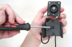 Support voiture  Brodit Sony Ericsson W995  installation fixe - Avec rotule, connectique Molex. Chargeur 2A et Pass-Through Connector pour la connectivité casque. Réf 513024