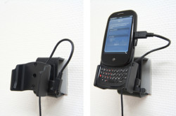 Support voiture  Brodit Palm Pre  installation fixe - Avec rotule, connectique Molex. Chargeur 2A. Pour une position ouverte. Réf 513028