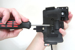 Support voiture  Brodit BlackBerry Storm 2  installation fixe - Avec rotule, connectique Molex. Chargeur 2A. Réf 513092