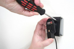 Support voiture  Brodit Mio Moov Spirit 300 Traffic  installation fixe - Avec rotule. Grâce à la connectivité TMC, antenne TMC inclus. 12/24 Volt. Réf 529067