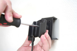 Support voiture  Brodit Nokia 3109  installation fixe - Avec rotule, connectique Molex. Chargeur 2A. Réf 971162