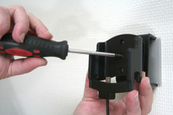 Support voiture  Brodit HTC Cruiser  installation fixe - Avec rotule, connectique Molex. Chargeur 2A. Réf 971773