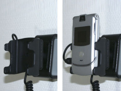 Support voiture  Brodit Motorola RAZR V3  installation fixe - Avec rotule, connectique Molex. Chargeur 2A. Réf 971968