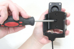 Support 3 en 1  Brodit HTC Cruiser  3 en 1 - 40 cm de câble adaptateur. Réf 843773