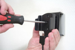 Support 3 en 1  Brodit HTC P3700  3 en 1 - 40 cm de câble adaptateur. Pour S270 batterie standard 900 mAh. Réf 843843