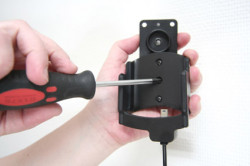 Support 3 en 1  Brodit Audiovox PPC-6800  3 en 1 - 3 cm de câble adaptateur. Pour un montant position fermée. Réf 849749