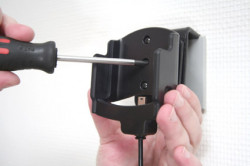 Support 3 en 1  Brodit Audiovox PPC-6800  3 en 1 - 3 cm de câble adaptateur. Pour un montant position fermée. Réf 849749