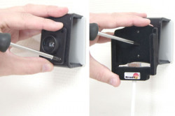 Support voiture  Brodit Apple iPhone 2G  pour fixation cable - Pour câble composite AV Apple. Avec rotule. Avec revêtement &quot