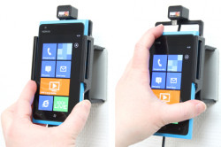 Support voiture  Brodit Nokia Lumia 900  installation fixe - Avec rotule, connectique Molex. Chargeur 2A. Réf 513380