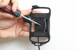 Support voiture  Brodit BlackBerry 9720  installation fixe - Avec rotule, connectique Molex. Chargeur 2A. Réf 513551