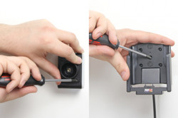 Support voiture  Brodit Motorola TC55  installation fixe - Avec rotule, connectique Molex. Chargeur 2A. Pour les deux batterie mince et étendue. Pour appareil avec TC55 Boot. Réf 513605