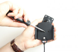 Support voiture Brodit Apple iPhone 5 installation fixe - Avec rotule. Support réglable. Pour appareil avec étui de dimensions: Larg: 62-77 mm, épaiss.: 6-10 mm. Chargeur approuvé par Apple. Réf 527504