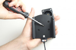 Support voiture Brodit Apple iPhone 5 installation fixe - Avec rotule. Chargeur approuvé par Apple. Pour étui Griffin Survivor All-Terrain. Réf 527512