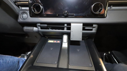 Fixation véhicule Toyota bZ4X. Réf Brodit 856263